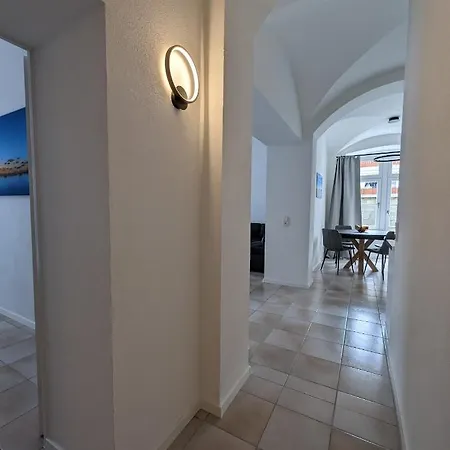 Apartment Im Alten Gefaengnis *