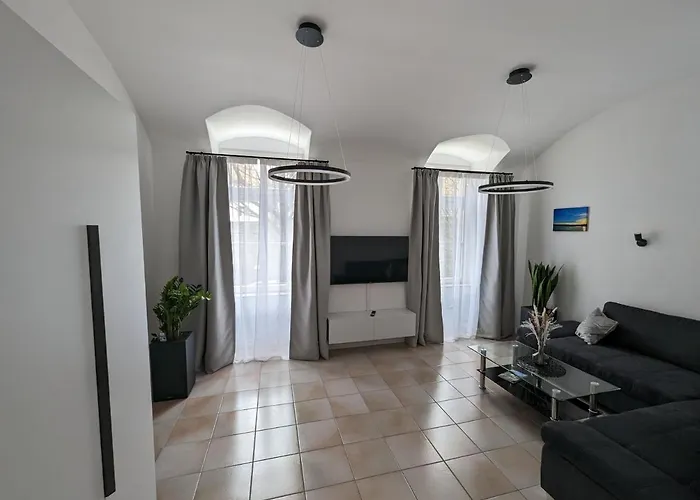 Im Alten Gefaengnis *